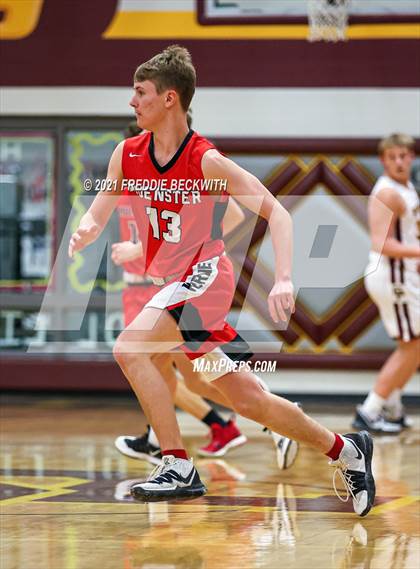 Thumbnail 1 in JV: Muenster @ Collinsville photogallery.