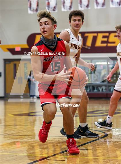 Thumbnail 3 in JV: Muenster @ Collinsville photogallery.