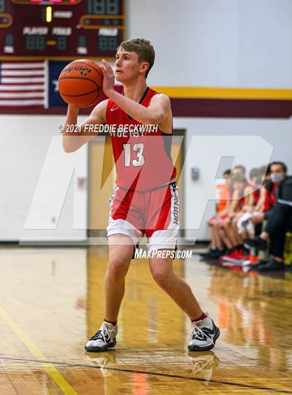 Thumbnail 1 in JV: Muenster @ Collinsville photogallery.