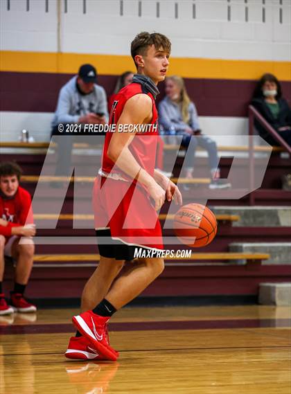 Thumbnail 1 in JV: Muenster @ Collinsville photogallery.