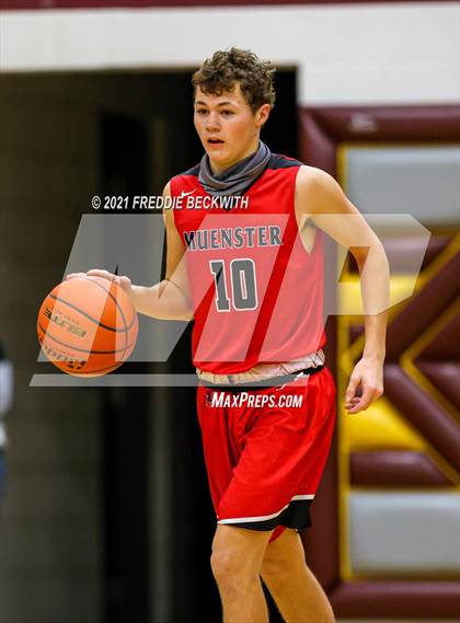 Thumbnail 2 in JV: Muenster @ Collinsville photogallery.