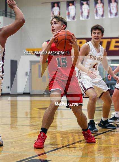 Thumbnail 2 in JV: Muenster @ Collinsville photogallery.