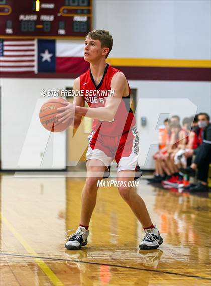 Thumbnail 2 in JV: Muenster @ Collinsville photogallery.