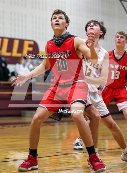 Thumbnail 1 in JV: Muenster @ Collinsville photogallery.