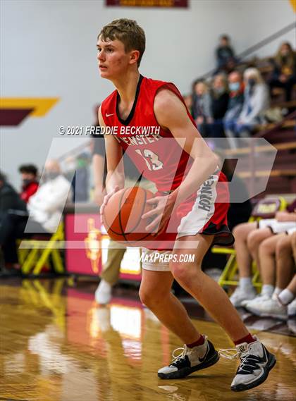 Thumbnail 3 in JV: Muenster @ Collinsville photogallery.