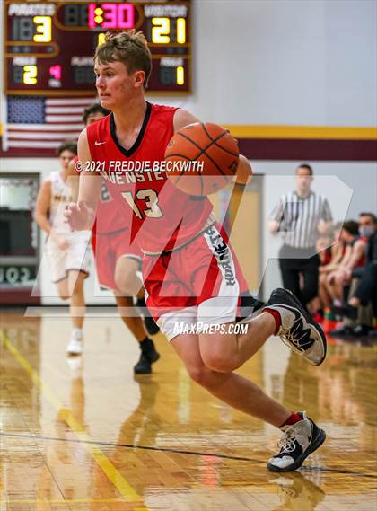 Thumbnail 2 in JV: Muenster @ Collinsville photogallery.