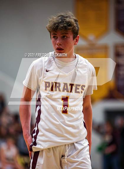Thumbnail 3 in JV: Muenster @ Collinsville photogallery.