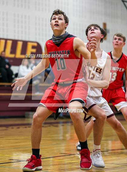 Thumbnail 3 in JV: Muenster @ Collinsville photogallery.