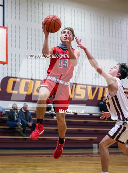 Thumbnail 3 in JV: Muenster @ Collinsville photogallery.