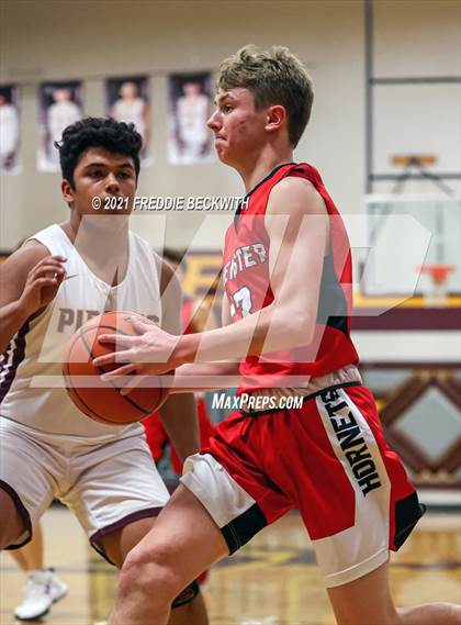 Thumbnail 2 in JV: Muenster @ Collinsville photogallery.