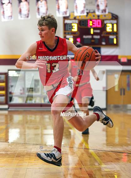 Thumbnail 3 in JV: Muenster @ Collinsville photogallery.