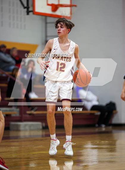 Thumbnail 1 in JV: Muenster @ Collinsville photogallery.