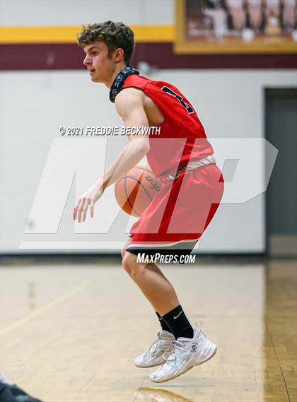 Thumbnail 2 in JV: Muenster @ Collinsville photogallery.