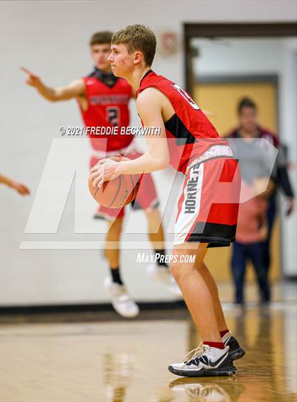 Thumbnail 3 in JV: Muenster @ Collinsville photogallery.