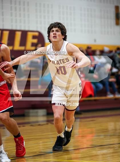 Thumbnail 1 in JV: Muenster @ Collinsville photogallery.