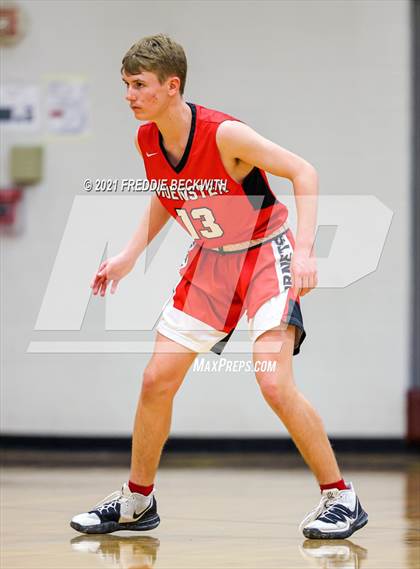 Thumbnail 3 in JV: Muenster @ Collinsville photogallery.