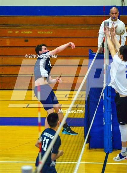 Thumbnail 3 in Flintridge Prep @ San Marino photogallery.