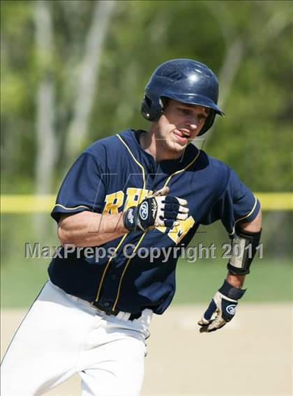 Thumbnail 2 in Tolland vs. RHAM photogallery.