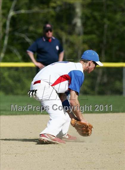 Thumbnail 3 in Tolland vs. RHAM photogallery.