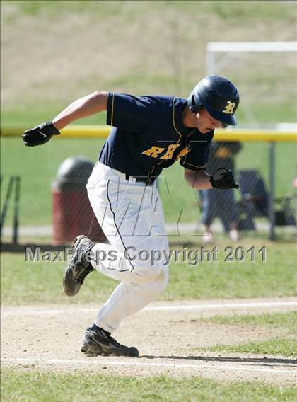 Thumbnail 2 in Tolland vs. RHAM photogallery.