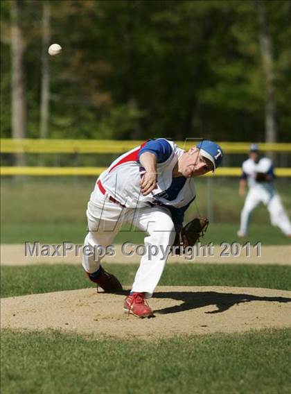 Thumbnail 3 in Tolland vs. RHAM photogallery.