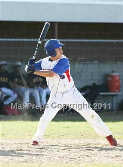Thumbnail 3 in Tolland vs. RHAM photogallery.