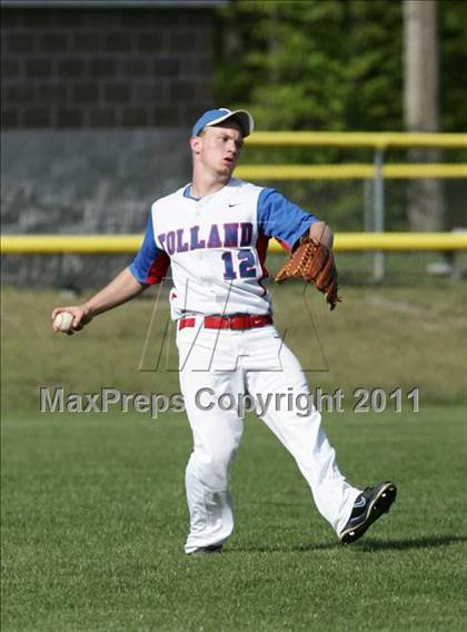 Thumbnail 2 in Tolland vs. RHAM photogallery.