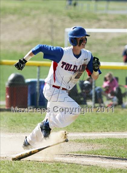 Thumbnail 2 in Tolland vs. RHAM photogallery.