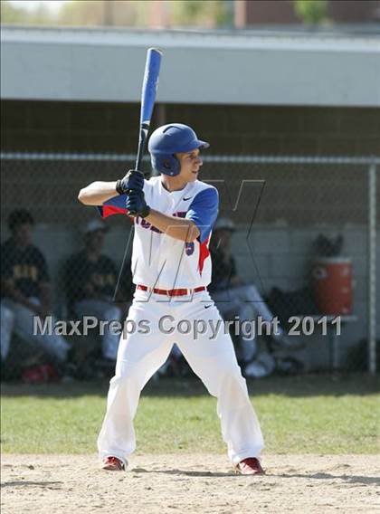 Thumbnail 2 in Tolland vs. RHAM photogallery.