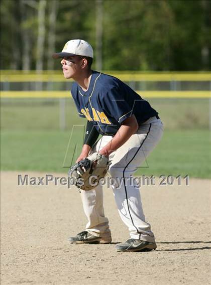 Thumbnail 2 in Tolland vs. RHAM photogallery.