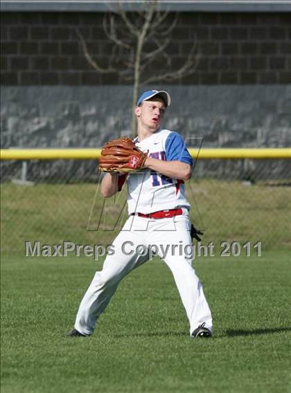 Thumbnail 1 in Tolland vs. RHAM photogallery.
