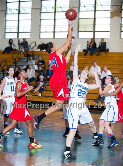 Thumbnail 3 in Agoura vs Bellarmine-Jefferson (Santa Barbara Tournament of Champions) photogallery.