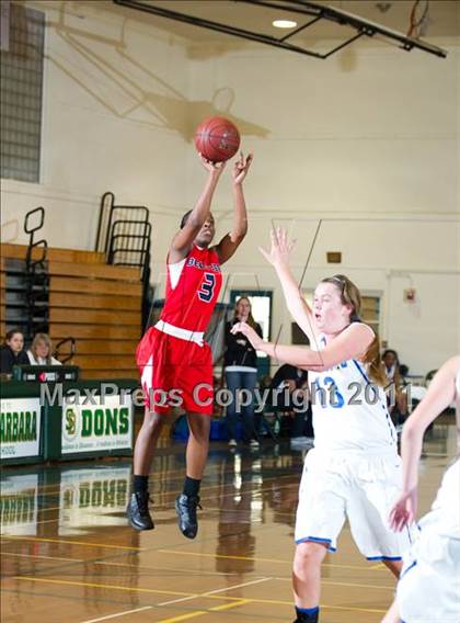Thumbnail 2 in Agoura vs Bellarmine-Jefferson (Santa Barbara Tournament of Champions) photogallery.