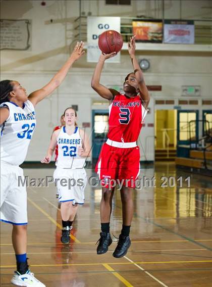 Thumbnail 2 in Agoura vs Bellarmine-Jefferson (Santa Barbara Tournament of Champions) photogallery.