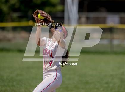 Thumbnail 2 in Los Alamitos vs. Aliso Niguel photogallery.