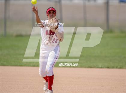Thumbnail 1 in Los Alamitos vs. Aliso Niguel photogallery.