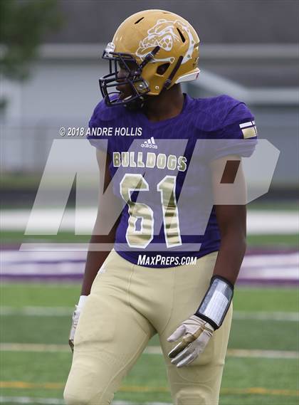 Thumbnail 3 in Mishawaka Marian @ New Haven photogallery.