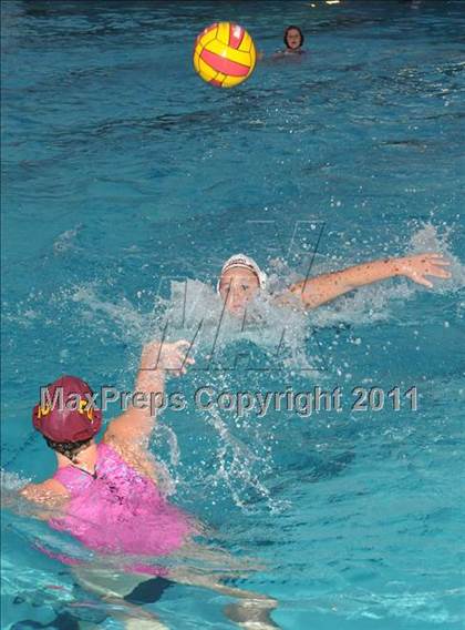 Thumbnail 3 in Campolindo vs Las Lomas photogallery.