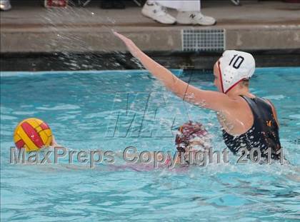 Thumbnail 3 in Campolindo vs Las Lomas photogallery.