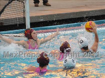 Thumbnail 3 in Campolindo vs Las Lomas photogallery.