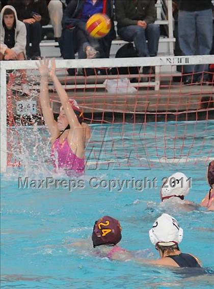 Thumbnail 3 in Campolindo vs Las Lomas photogallery.