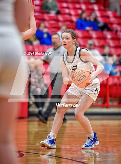 Thumbnail 2 in JV: Flippin vs Mountain Home (I Want It Personalized Classic) photogallery.