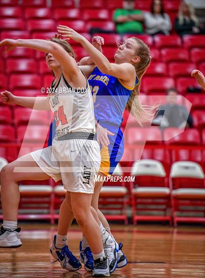 Thumbnail 3 in JV: Flippin vs Mountain Home (I Want It Personalized Classic) photogallery.