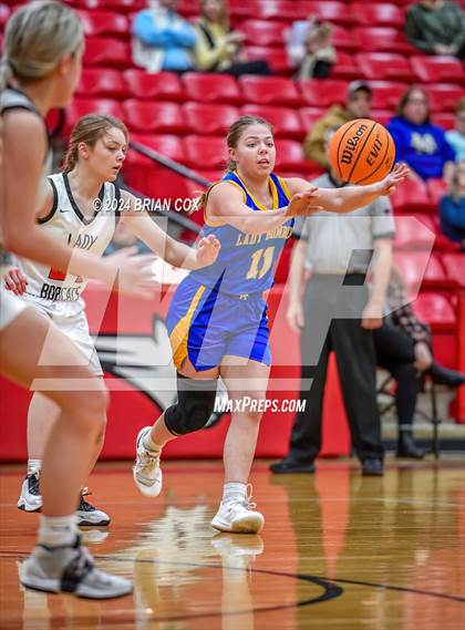 Thumbnail 1 in JV: Flippin vs Mountain Home (I Want It Personalized Classic) photogallery.