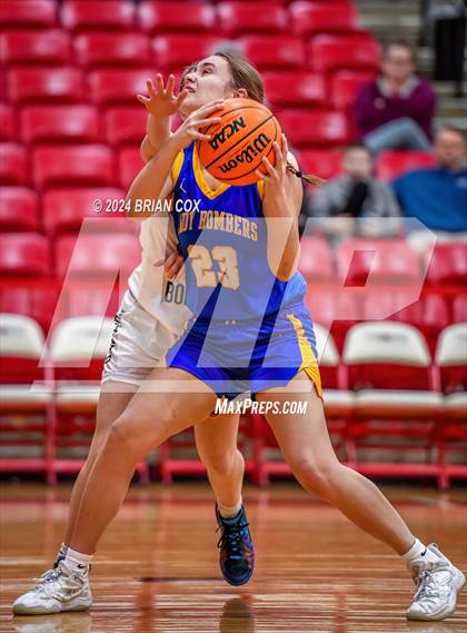 Thumbnail 2 in JV: Flippin vs Mountain Home (I Want It Personalized Classic) photogallery.