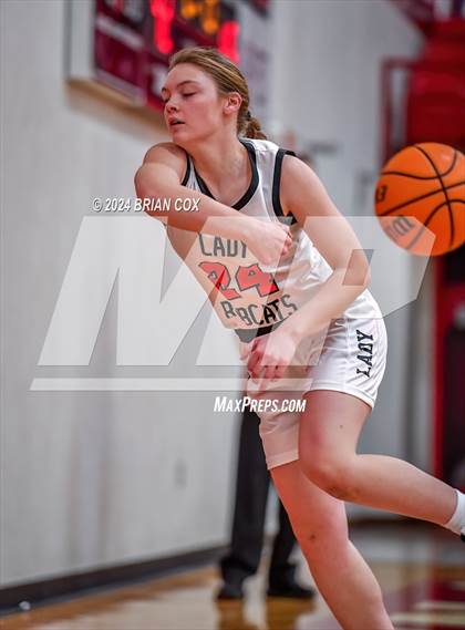 Thumbnail 1 in JV: Flippin vs Mountain Home (I Want It Personalized Classic) photogallery.