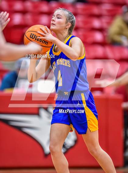 Thumbnail 1 in JV: Flippin vs Mountain Home (I Want It Personalized Classic) photogallery.