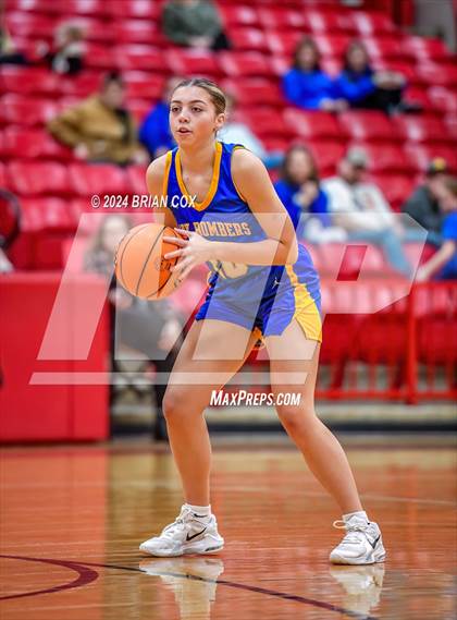 Thumbnail 3 in JV: Flippin vs Mountain Home (I Want It Personalized Classic) photogallery.