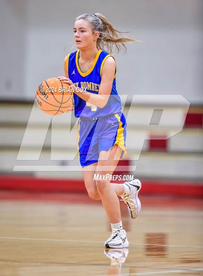 Thumbnail 2 in JV: Flippin vs Mountain Home (I Want It Personalized Classic) photogallery.