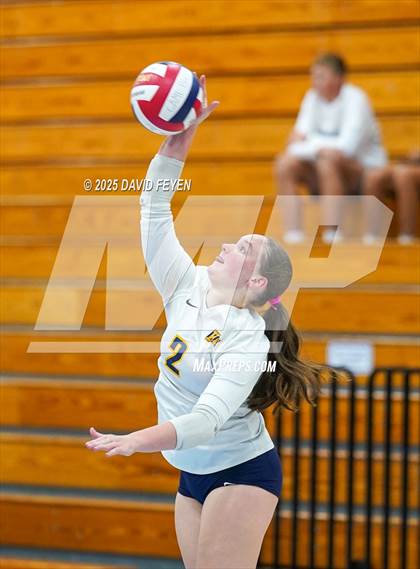 Thumbnail 2 in JV: The Prairie School vs Kettle Moraine (Oak Creek JV1 Invitational) photogallery.